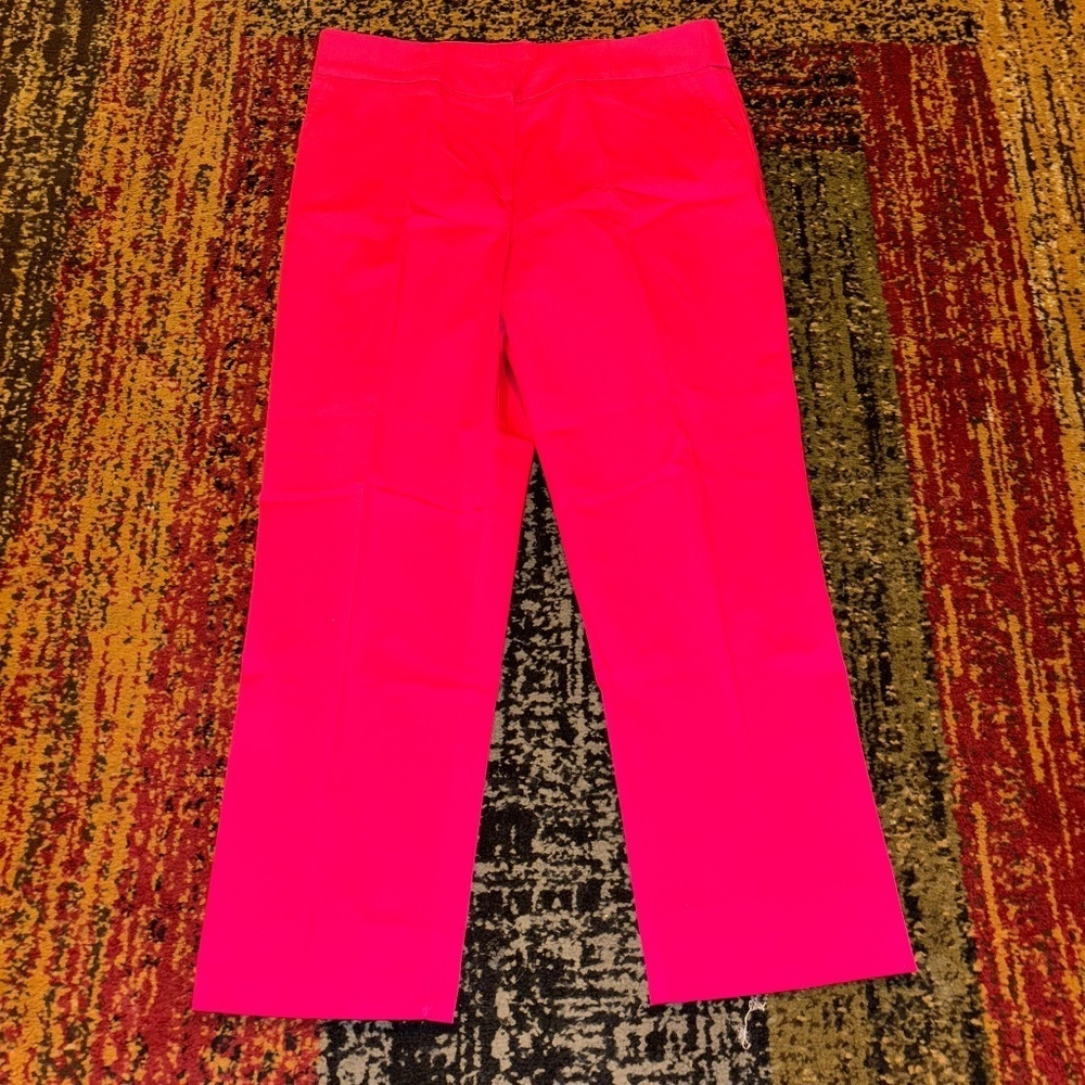 Simonton says 12 petite hot pink pants